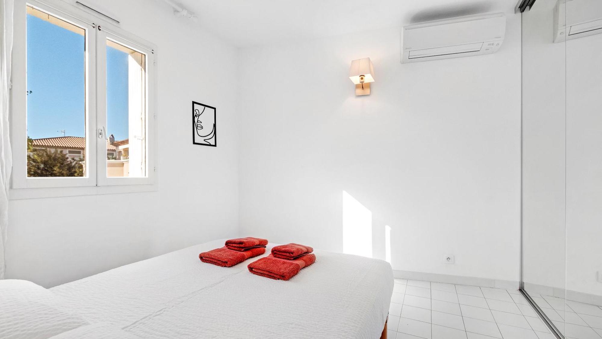 Casa Nostra, Port-Grimaud, Vue Sur Les Canaux Zewnętrze zdjęcie