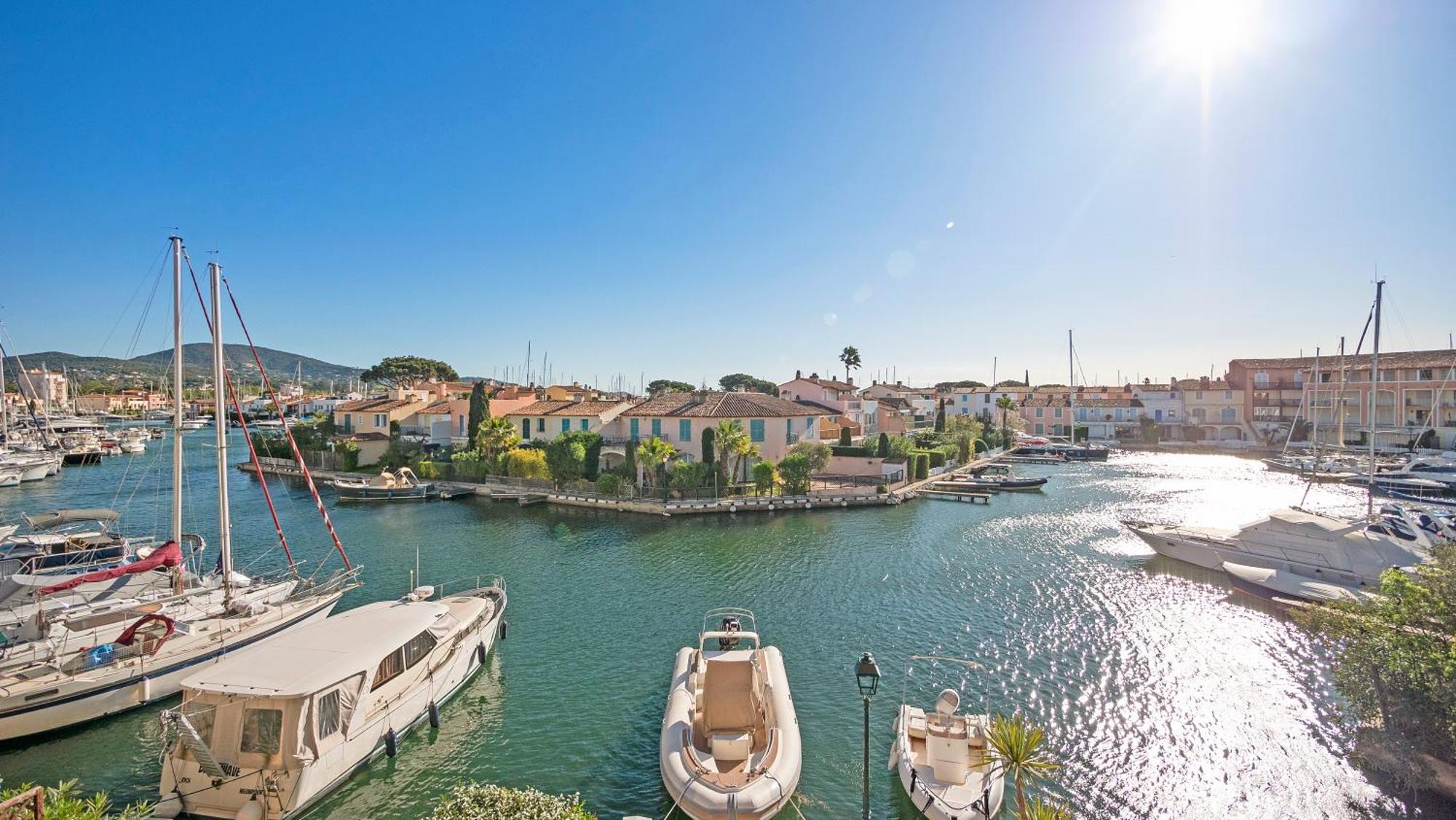 Casa Nostra, Port-Grimaud, Vue Sur Les Canaux Zewnętrze zdjęcie